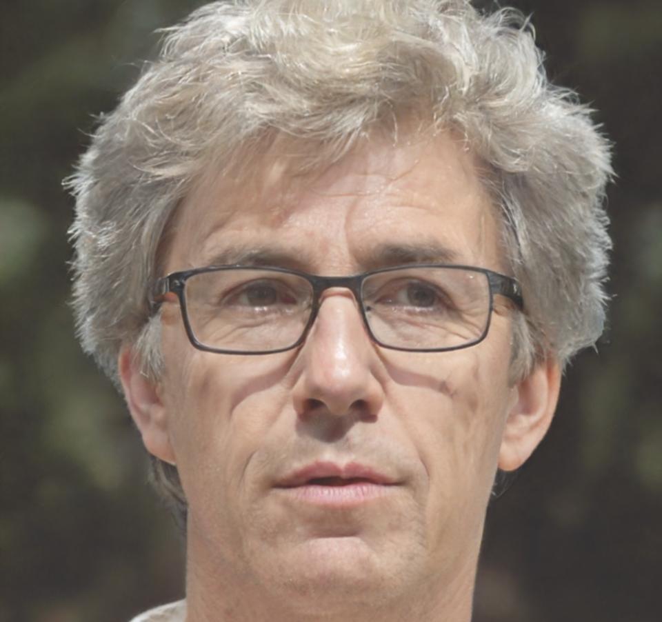 Retrato profesional de Rafael Sánchez